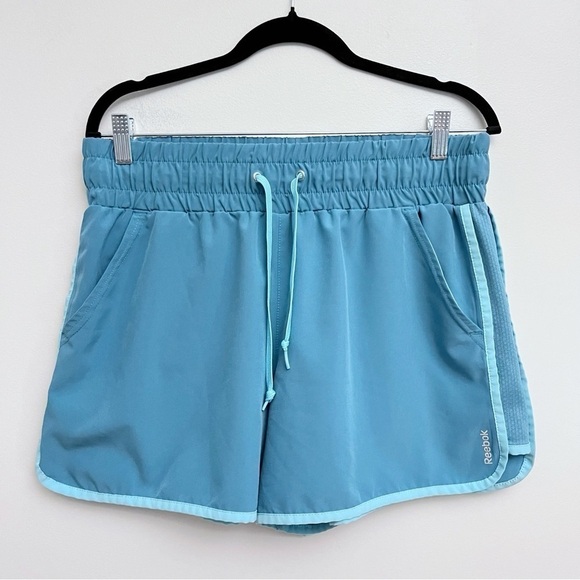 Reebok Women’s Teal Mesh Accent Athletic Running Shorts XL - Picture 1 of 10